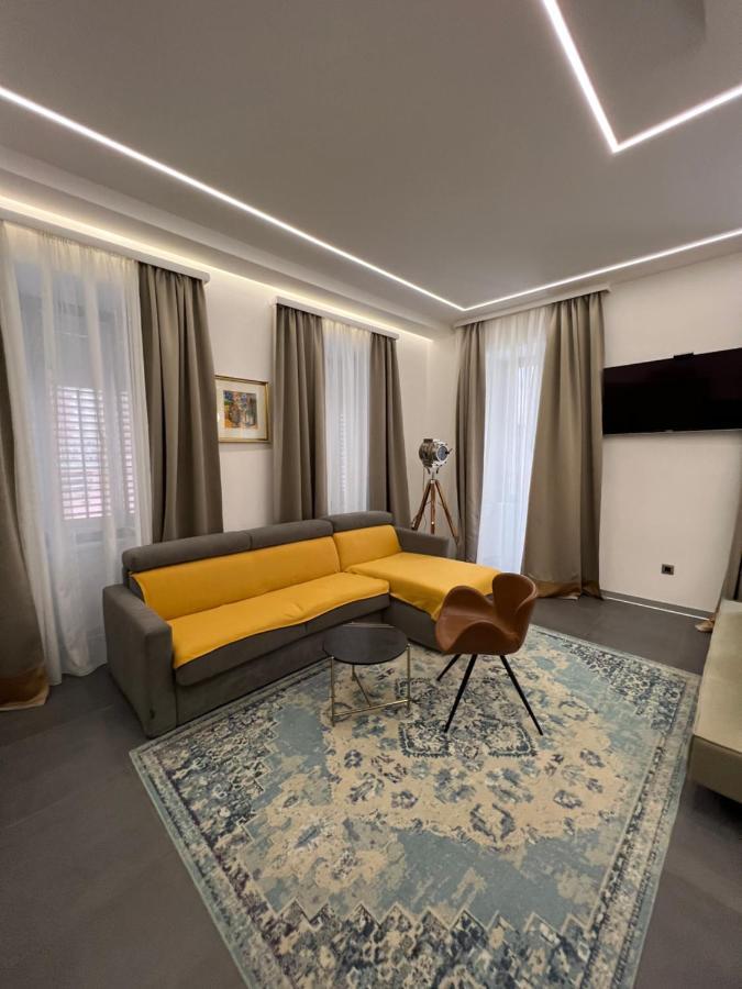 Hyatt Apartment 里耶卡 外观 照片